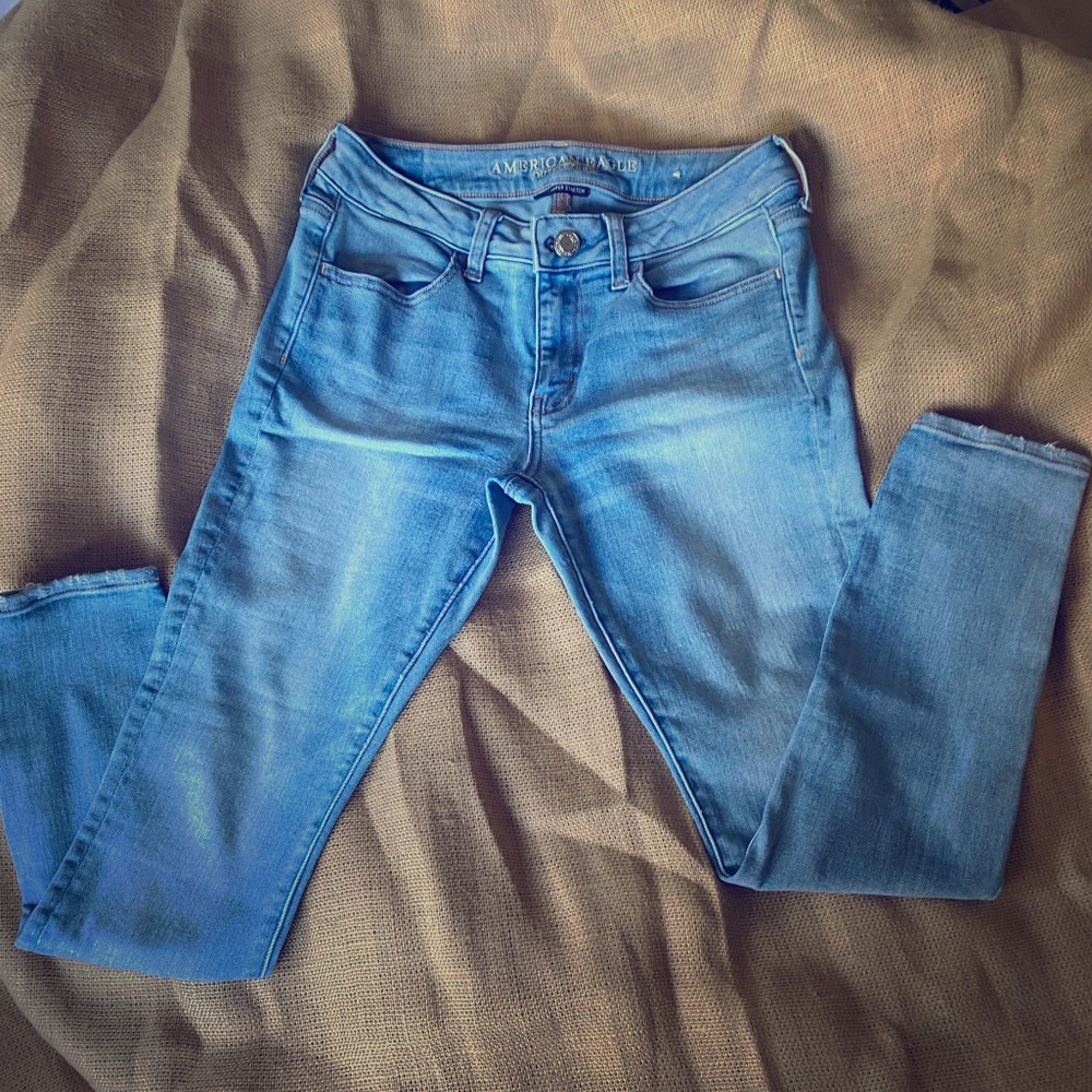 AE Lightwash Jeggings